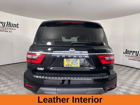 Used 2024 Nissan Armada SL w/ Captain's Chairs Package image 6