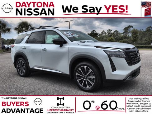 New 2026 Nissan Pathfinder Platinum AWD/4WD image 1