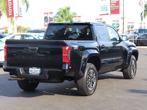 Used 2024 Toyota Tacoma TRD Sport RWD image 7