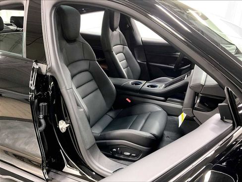 New 2026 Porsche Taycan image 29