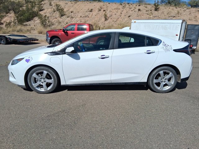 Used 2018 Chevrolet Volt LT w/ Comfort Package FWD image 3
