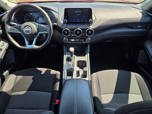 Used 2025 Nissan Sentra SV w/ All-Weather Package FWD image 17