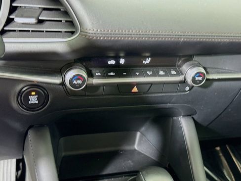 Used 2024 MAZDA MAZDA3 s FWD image 8