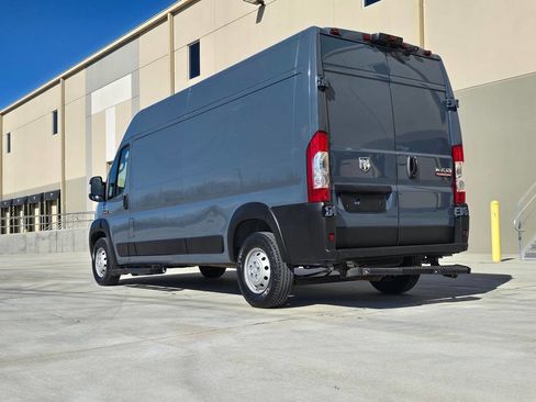 Used 2019 RAM ProMaster 2500 image 4