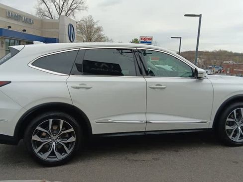 Used 2023 Acura MDX SH-AWD w/ Technology Package image 6