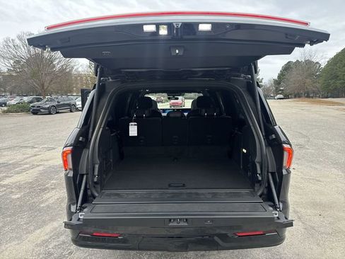 New 2025 Lincoln Navigator L Reserve w/ Jet Appearance Package AWD/4WD image 26
