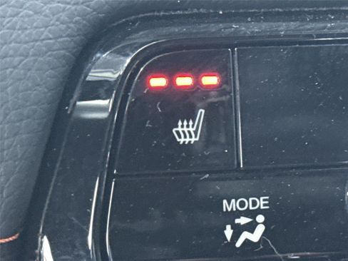 Certified 2025 Honda Pilot Sport image 14