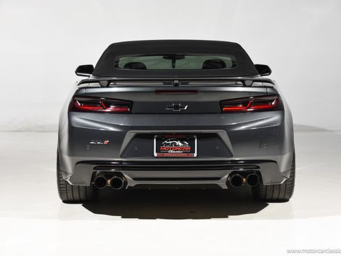 Used 2017 Chevrolet Camaro ZL1 RWD image 8