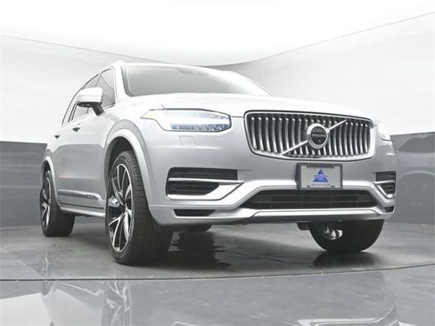 Used 2022 Volvo XC90 T8 Inscription Expression w/ Advanced Package image 39