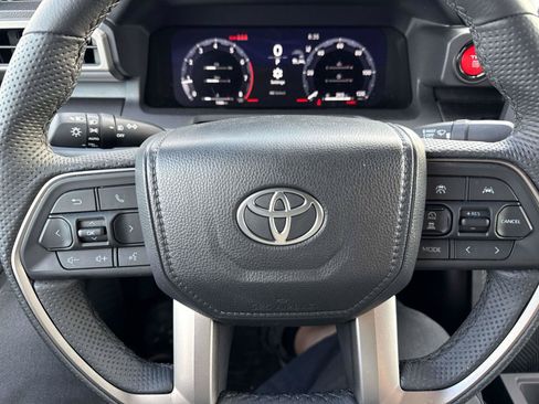 Used 2026 Toyota Tacoma TRD Off-Road AWD/4WD image 26