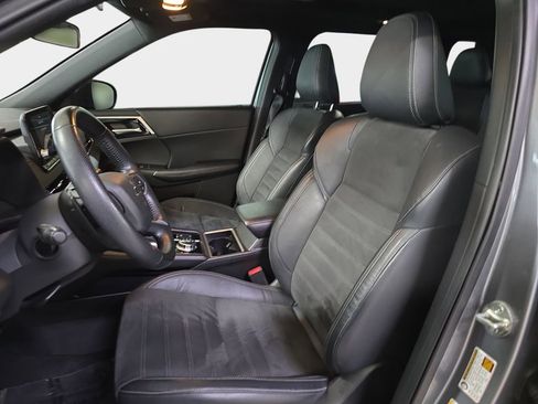 Used 2022 Mitsubishi Outlander SE AWD/4WD image 17
