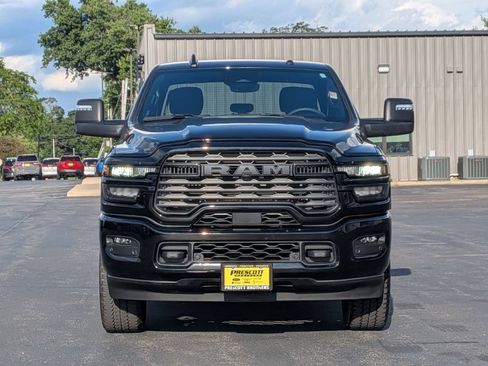 Used 2026 RAM 2500 Big Horn AWD/4WD image 2