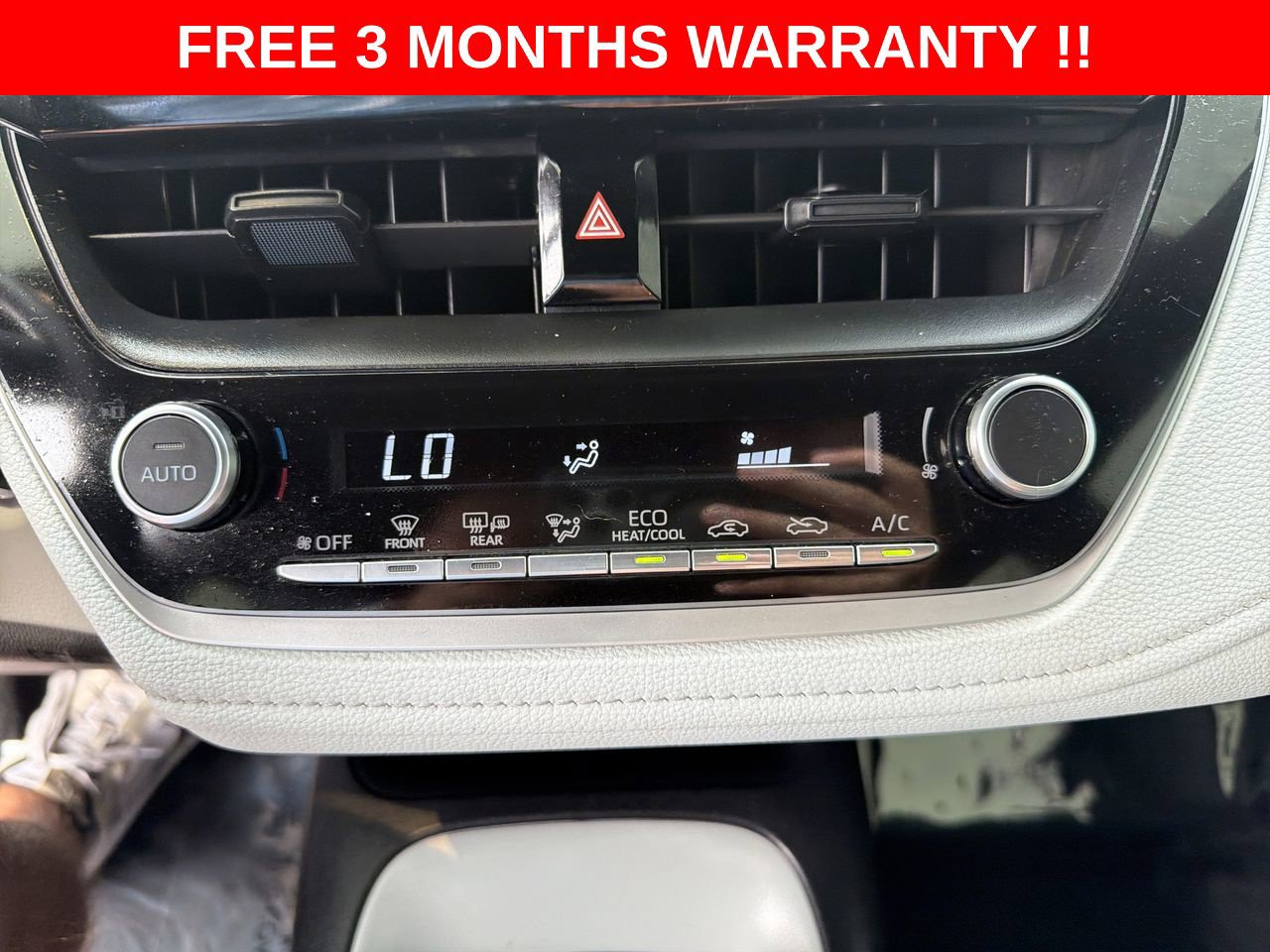 Used 2023 Toyota Corolla SE w/ Carpet Mat Package (TMS) FWD image 19