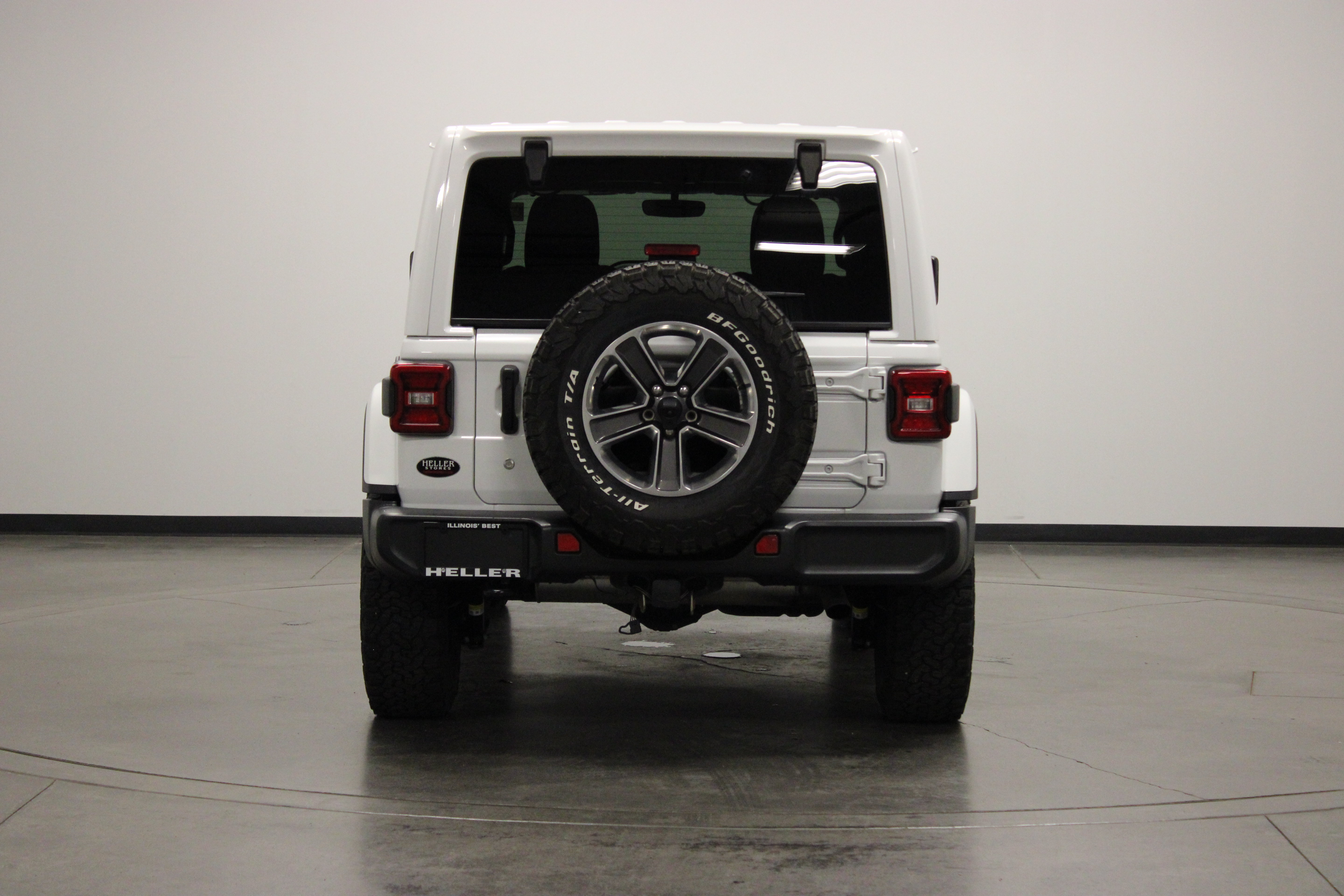 Used 2019 Jeep Wrangler Unlimited Sahara w/ LED Lighting Group AWD/4WD image 7
