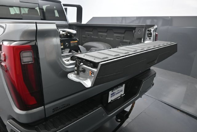 Used 2025 GMC Sierra 2500 Denali Ultimate AWD/4WD image 37