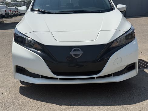 Used 2025 Nissan Leaf S FWD image 23