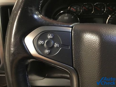 Used 2019 Chevrolet Silverado 1500 LT AWD/4WD image 46