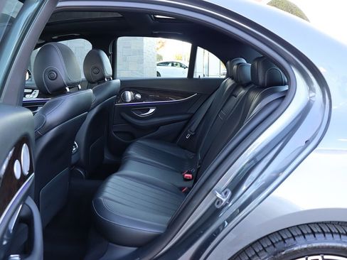 Used 2019 Mercedes-Benz E 450 4MATIC Sedan w/ Premium Package image 36