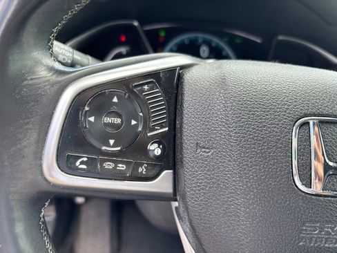 Used 2016 Honda Civic Touring image 19
