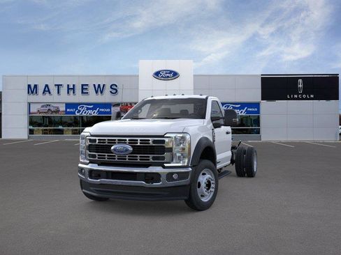 New 2026 Ford F450 XL w/ XL Chrome Package AWD/4WD image 2