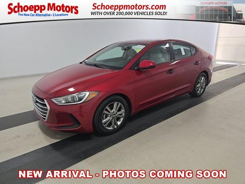 Used 2017 Hyundai Elantra SE FWD image 1