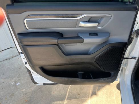 Used 2022 RAM 1500 Big Horn AWD/4WD image 13