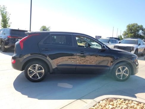 Certified 2023 Kia Niro LX FWD image 6