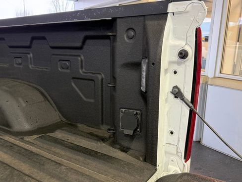 Used 2020 Chevrolet Silverado 3500 High Country w/ Z71 Off-Road Package image 9