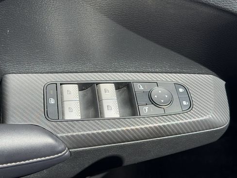 Used 2024 Mitsubishi Outlander ES FWD image 13