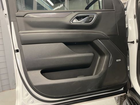 Used 2021 Chevrolet Tahoe RST w/ Luxury Package image 9