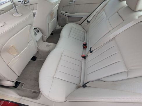 Used 2016 Mercedes-Benz E 400 Sedan image 17