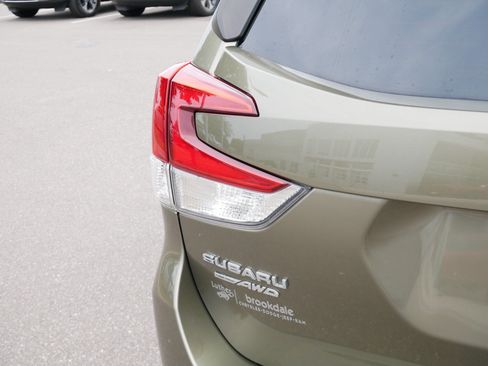Used 2024 Subaru Forester Premium AWD/4WD image 17