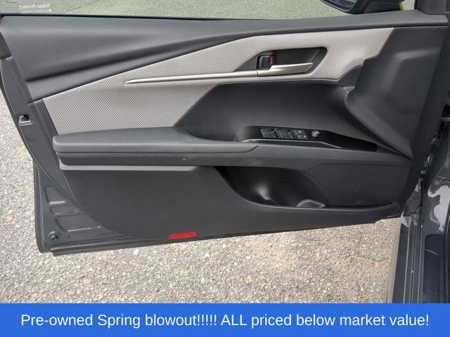 Used 2025 Toyota Camry SE FWD image 20