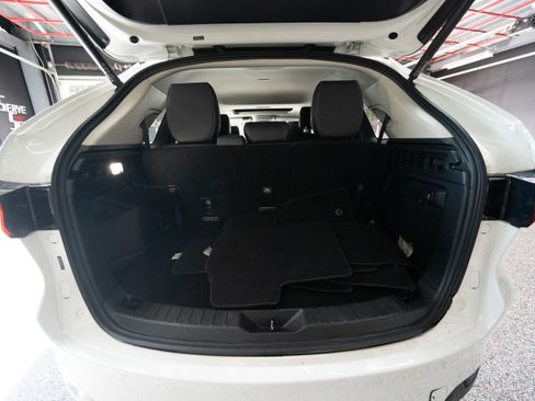 Used 2024 MAZDA CX-90 Plug-In Hybrid w/ Preferred AWD/4WD image 28