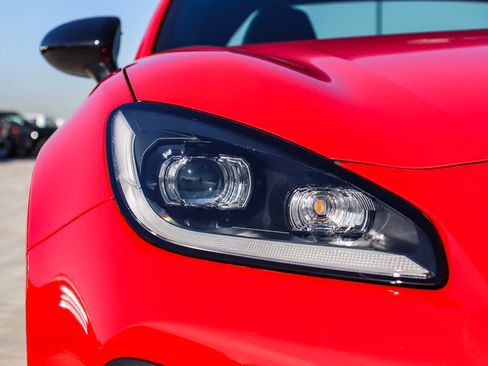 Used 2022 Toyota GR86 Premium image 9