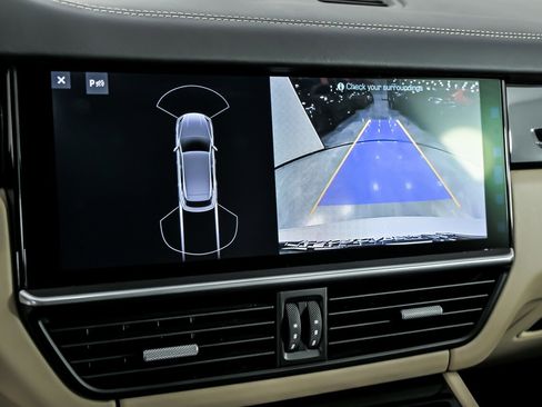 Used 2019 Porsche Cayenne E-Hybrid image 37