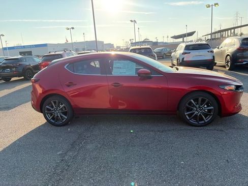 New 2026 MAZDA MAZDA3 Hatchback w/ Preferred Pkg FWD image 6