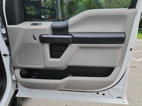 Used 2019 Ford F350 XL w/ Power Equipment Group AWD/4WD image 38