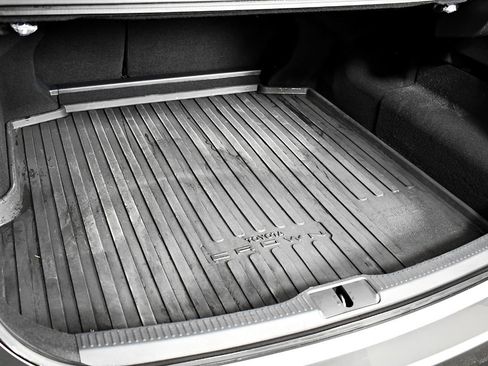 Used 2023 Toyota Crown Platinum image 49