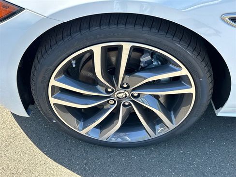 New 2024 Jaguar XF R-Dynamic SE image 8