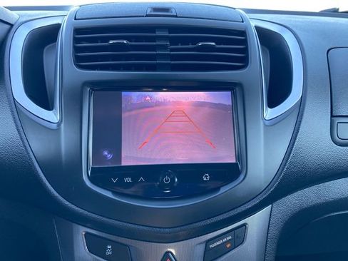 Used 2016 Chevrolet Trax LTZ FWD image 25