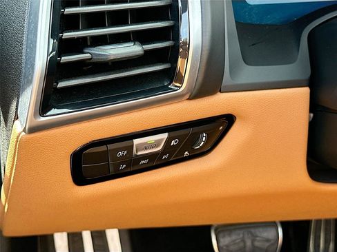 Used 2022 BMW 840i xDrive 840i image 10