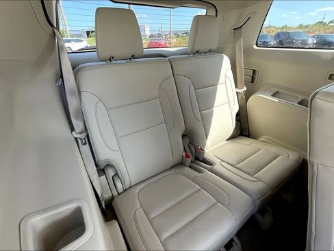 Used 2023 GMC Acadia Denali image 37