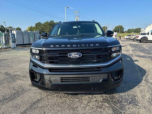 New 2027 Ford Expedition Platinum w/ Platinum Ultimate Package AWD/4WD image 8