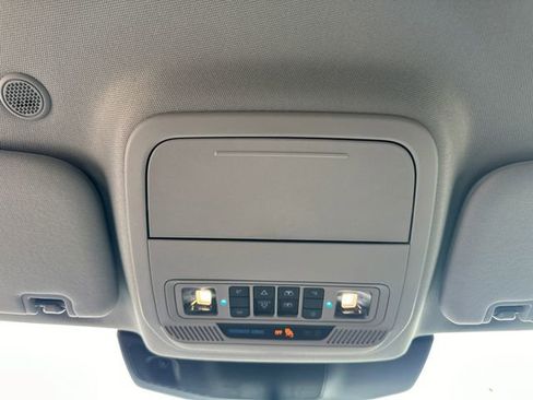 New 2024 Ford Explorer XLT w/ Equipment Group 202A AWD/4WD image 37