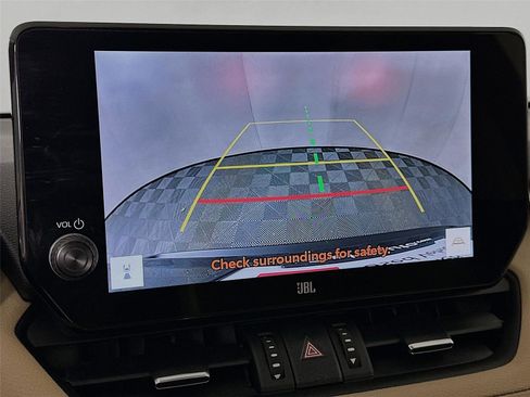 Used 2023 Toyota RAV4 XLE Premium image 15