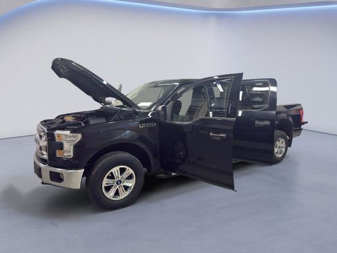 Used 2016 Ford F150 XLT image 10