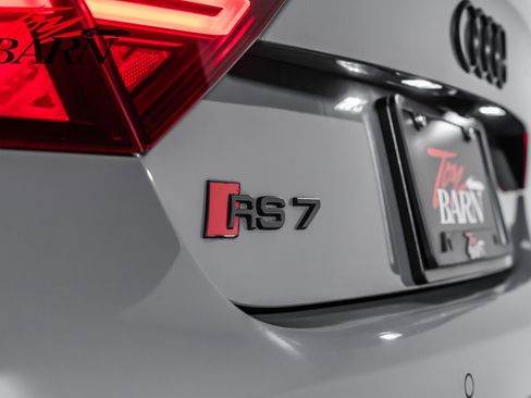 Used 2016 Audi RS 7 Prestige image 15