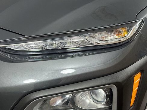 Used 2020 Hyundai Kona SE AWD/4WD image 35