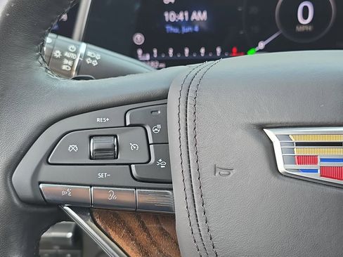 Used 2022 Cadillac Escalade Sport Platinum w/ LPO, ONYX Package AWD/4WD image 22